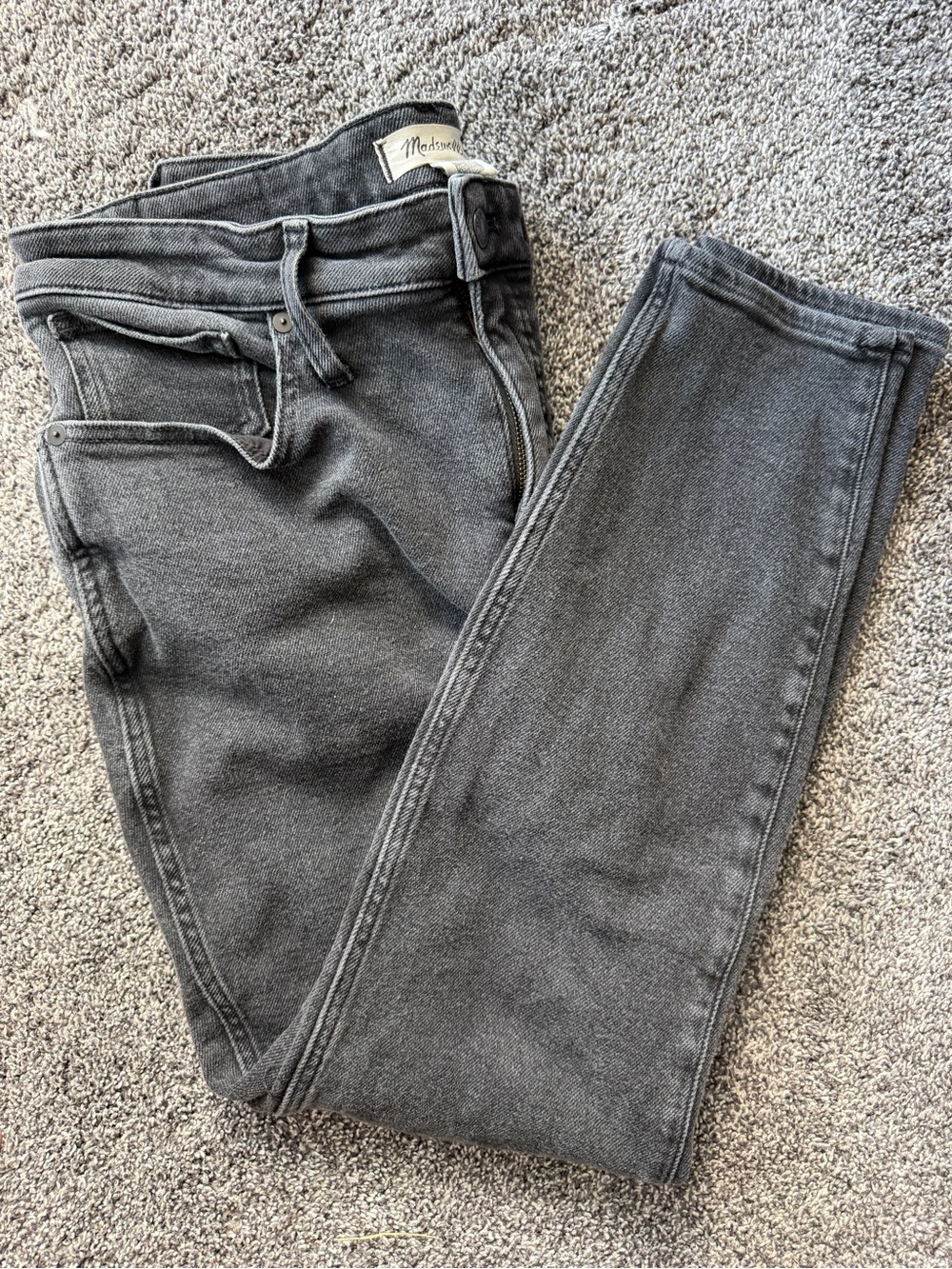 Madewell 10” High-Rise Skinny Jeans in Washed Black